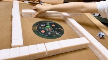 鍚冨湪鍢夊叴,鍚冨湪鍢夊叴缇庨鐗规儬涓撳満