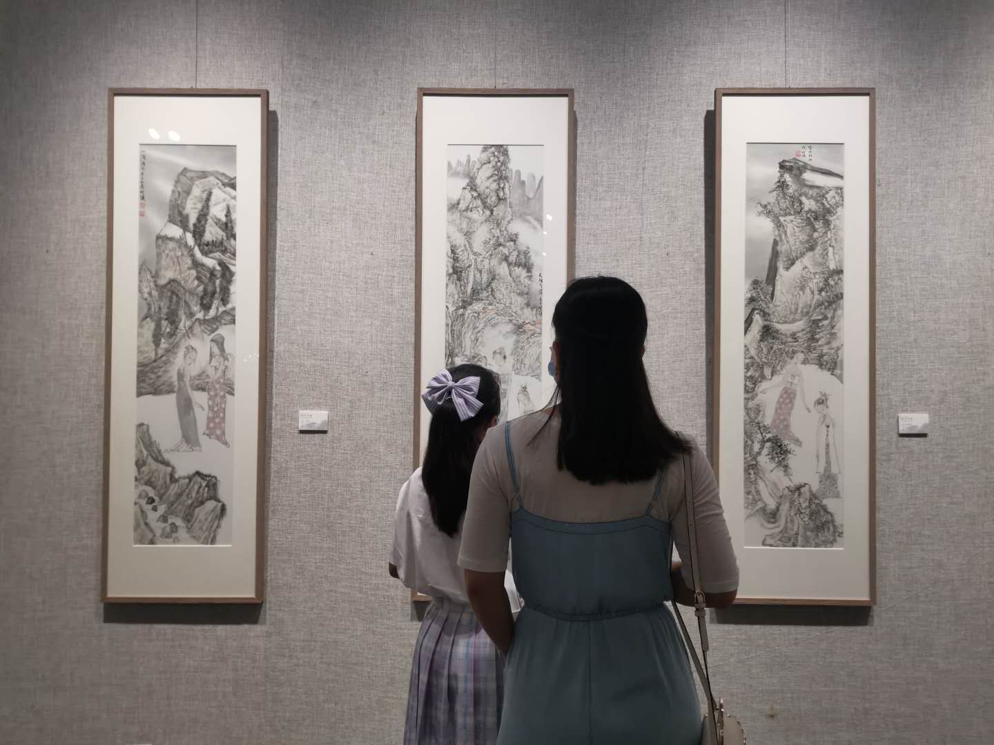 李昀蹊国画作品图文,李昀蹊写生视频