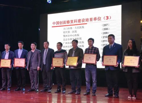 超赞的医护团队,医护人员超赞