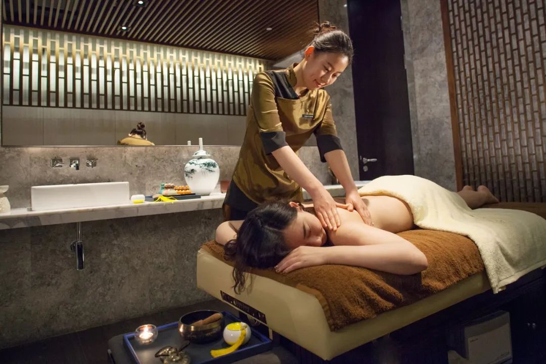 酒店spa都做什么,如何在高端商务酒店做spa赚钱