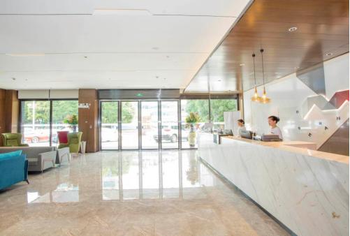 超值！住南宁高端酒店还送“光影节”门票，快来看看!