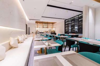 超值！住南宁高端酒店还送“光影节”门票，快来看看!