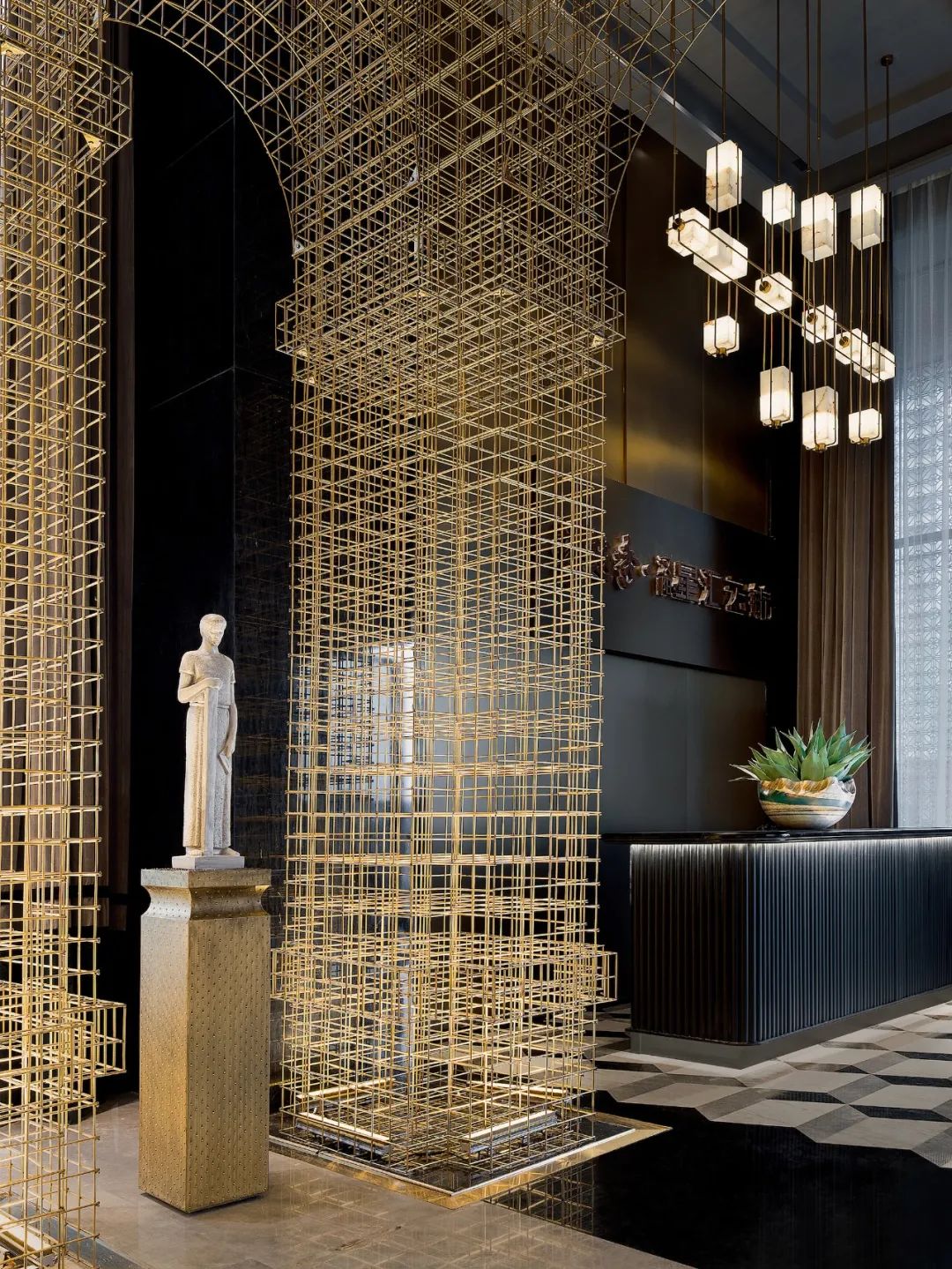 布鲁盟邦邦：深潜纯粹，坚持对人文设计的探索