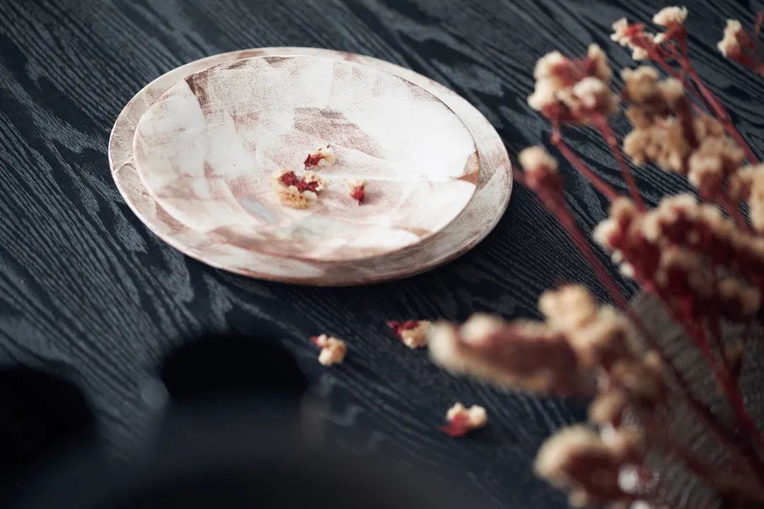 布鲁盟邦邦：深潜纯粹，坚持对人文设计的探索