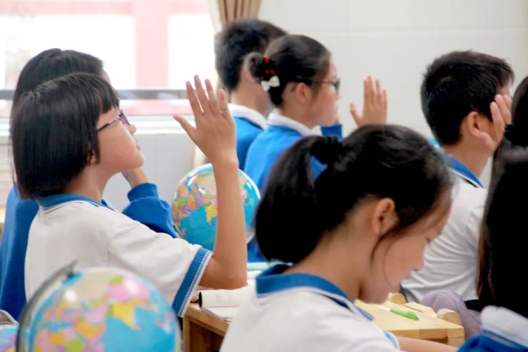 厉害!这所学校有魔力,老师是细节控,学生是自律狂!
