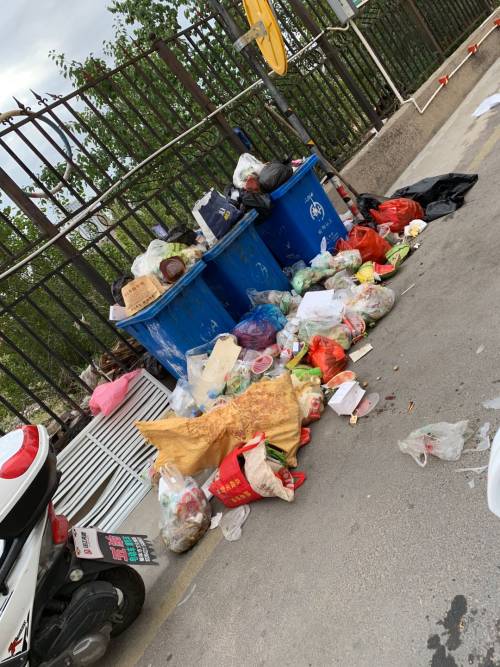 物业公司突然退出小区,物业公司突然撤走合法吗