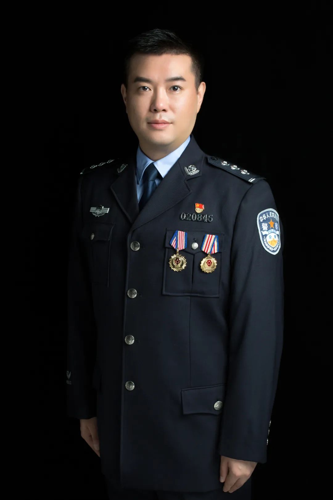 【扫黑先锋】张帆：千里追击请长缨