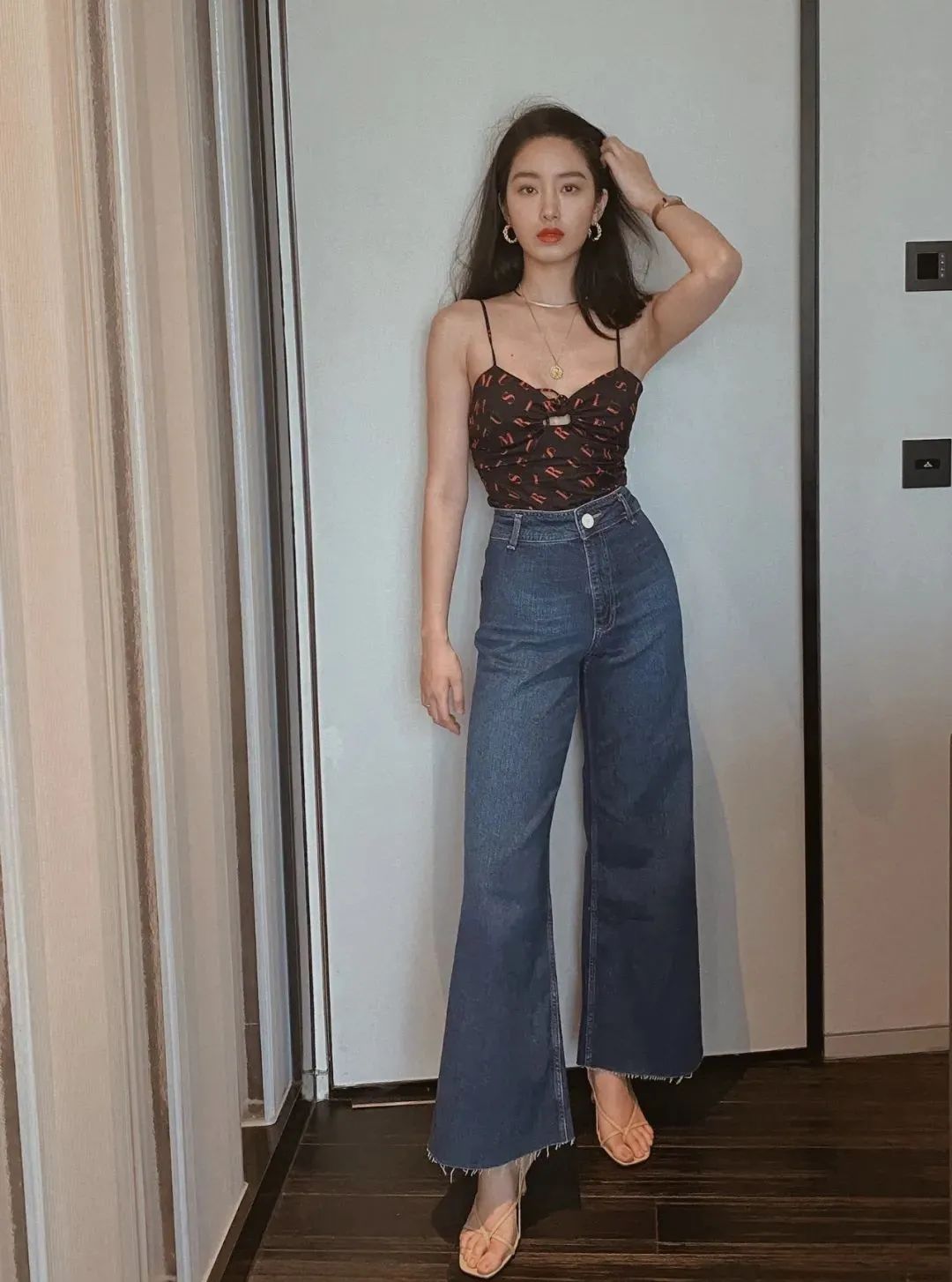 阔腿牛仔裤必备鞋,夏天穿的牛仔裤女推荐什么