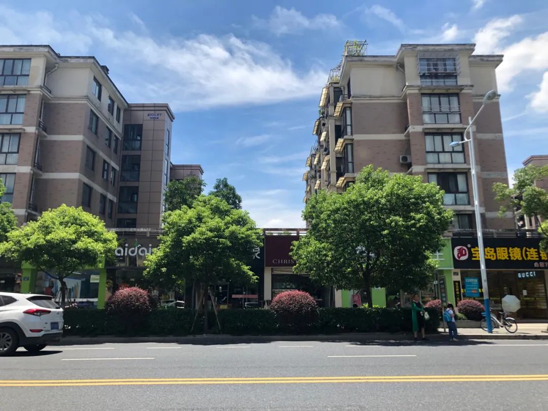 杭州房价跌的前十楼盘排名,分析杭州各个区房价变化