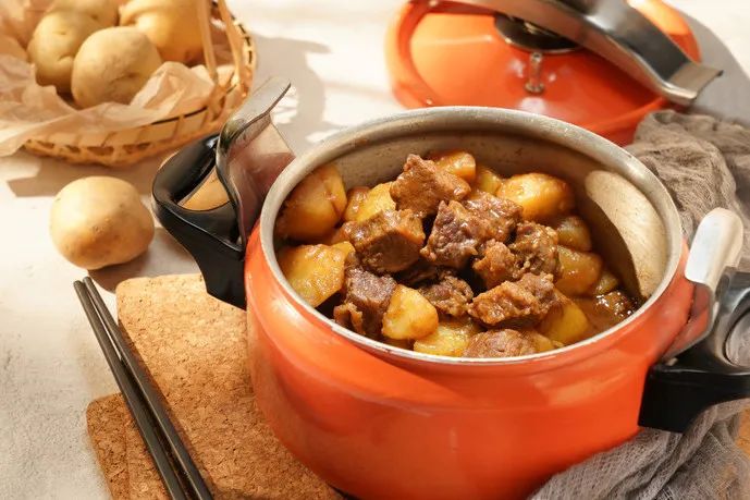 乘风破浪的姐姐们入场,乘风破浪的姐姐们齐现身