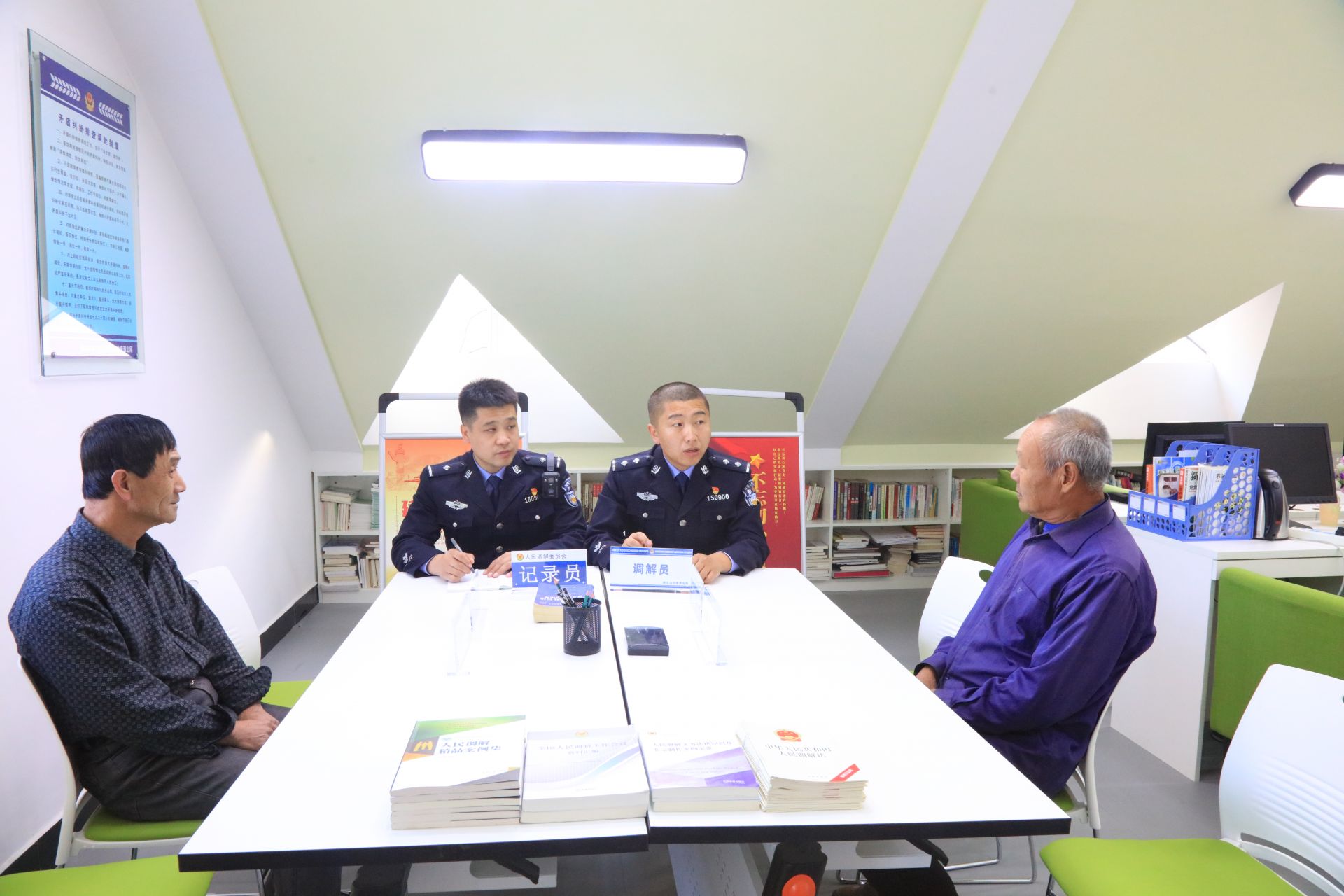 呼格吉乐青春绽放在边陲小城