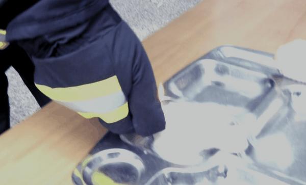 防晒喷雾消防,消防安全实验室