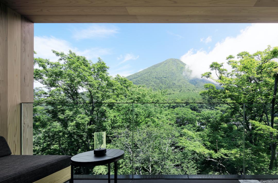 首家自带日式温泉的丽思卡尔顿开业，选址日本小众秘境，有望成为霓虹最贵RC