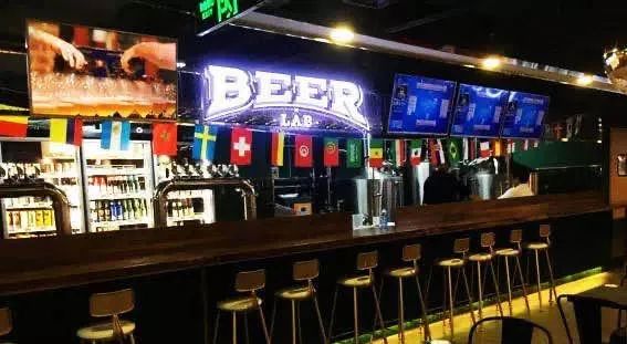 年客流1633万，“人气王”徐汇绿地缤纷城是这样炼成的