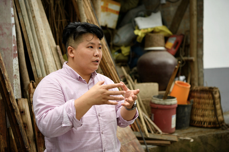 走向我们的小康生活采访组,走向我们的小康生活微电影