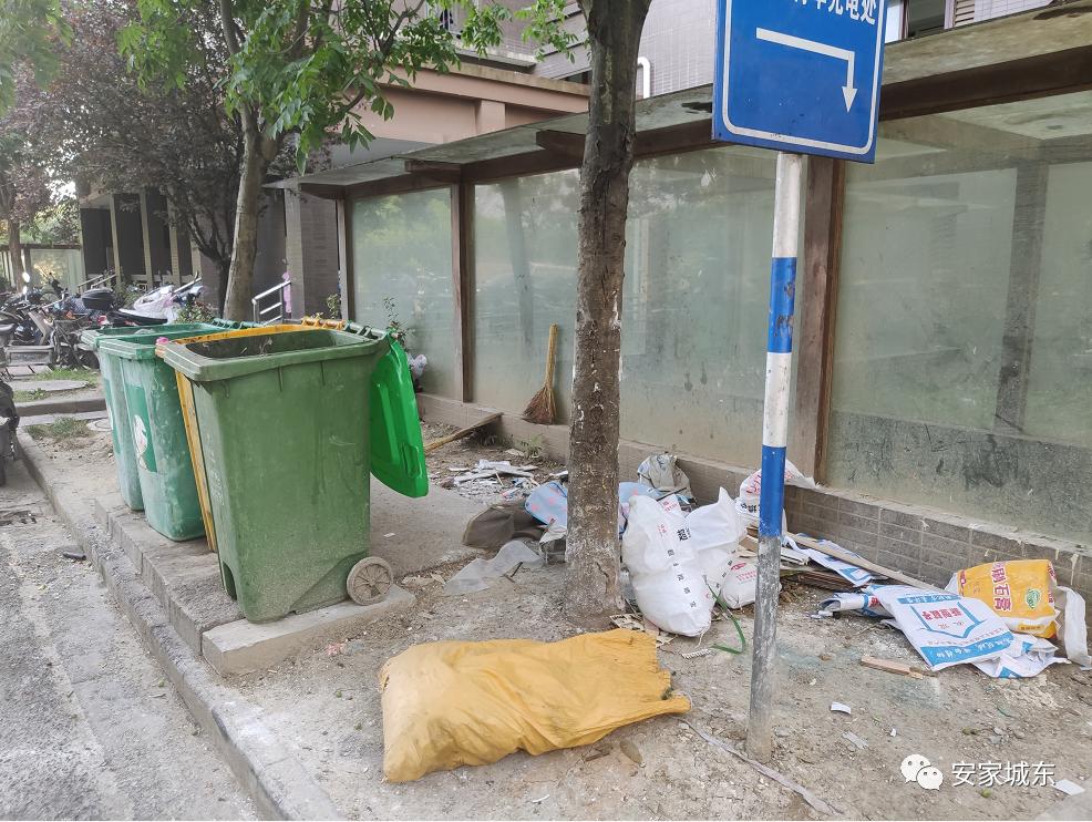 小区堵车物业处理不了,小区内经常堵车怎么投诉物业