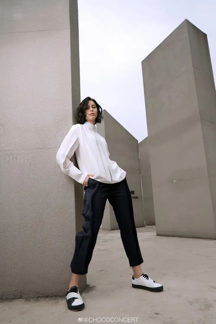 《姐姐》到四公，姐姐们已成专业运动鞋鉴赏团