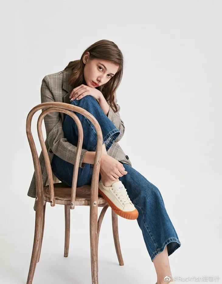 《姐姐》到四公，姐姐们已成专业运动鞋鉴赏团