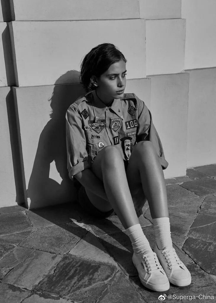 《姐姐》到四公，姐姐们已成专业运动鞋鉴赏团