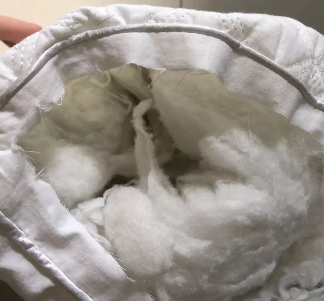 这个百元枕头让你享受五星级酒店的高级体验，一晚拯救失眠