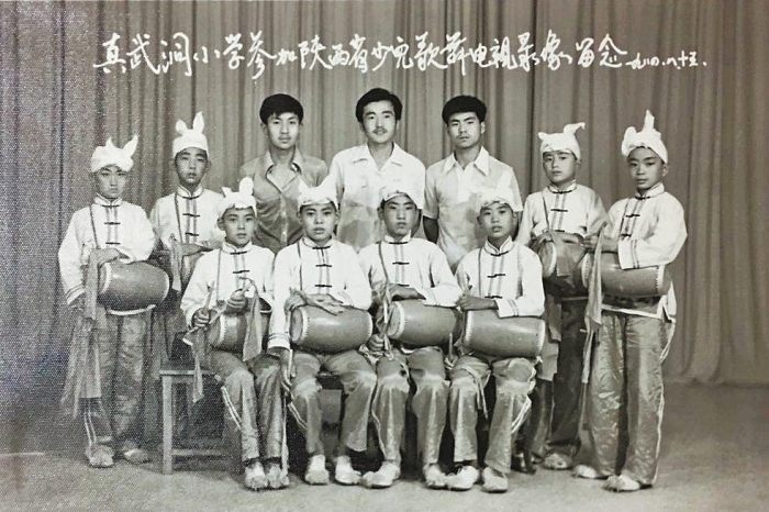 安塞腰鼓一等奖教案,腰鼓比赛获一等奖或特等奖视频