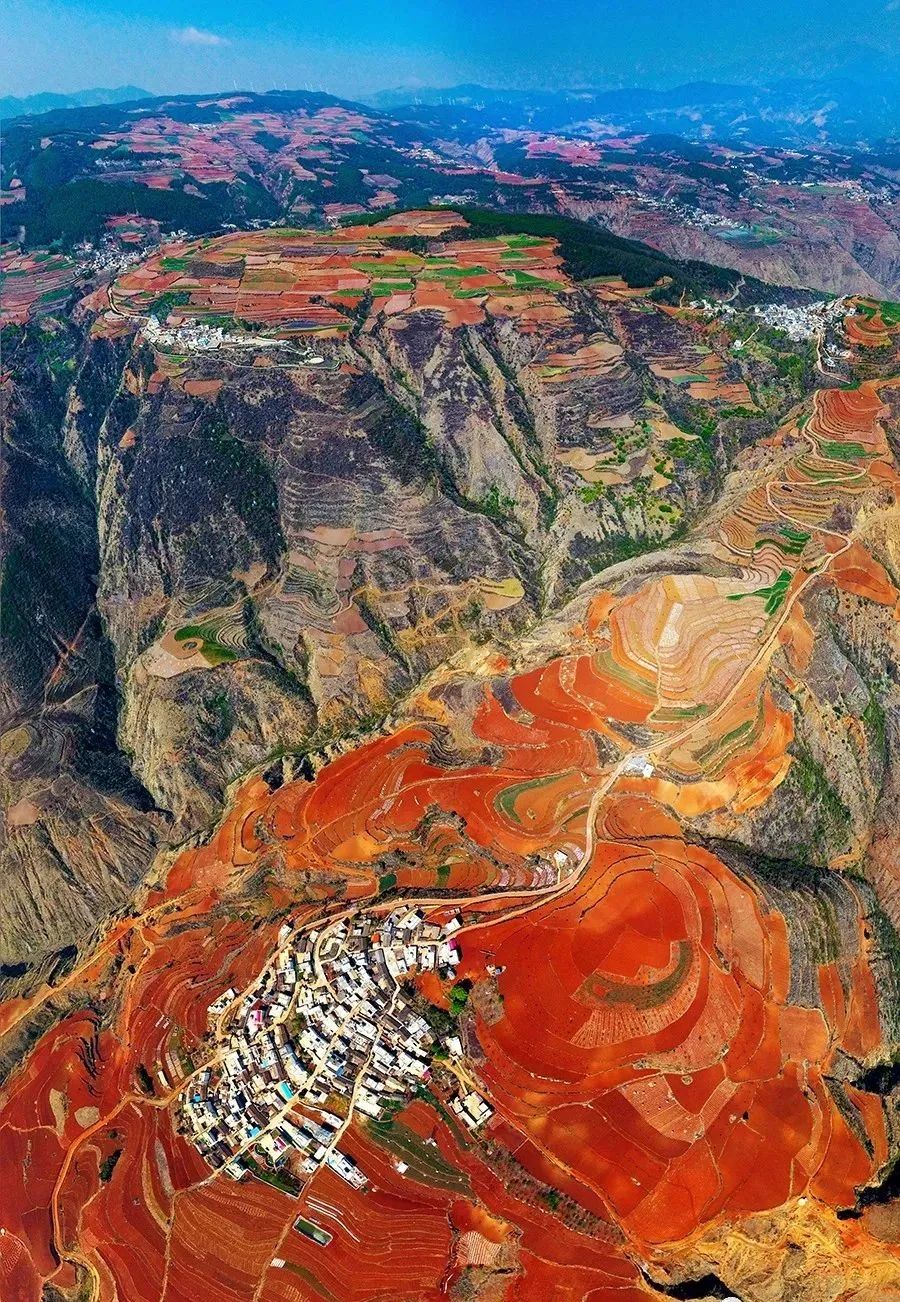 最美东川红土地,用上帝的视角看昆明