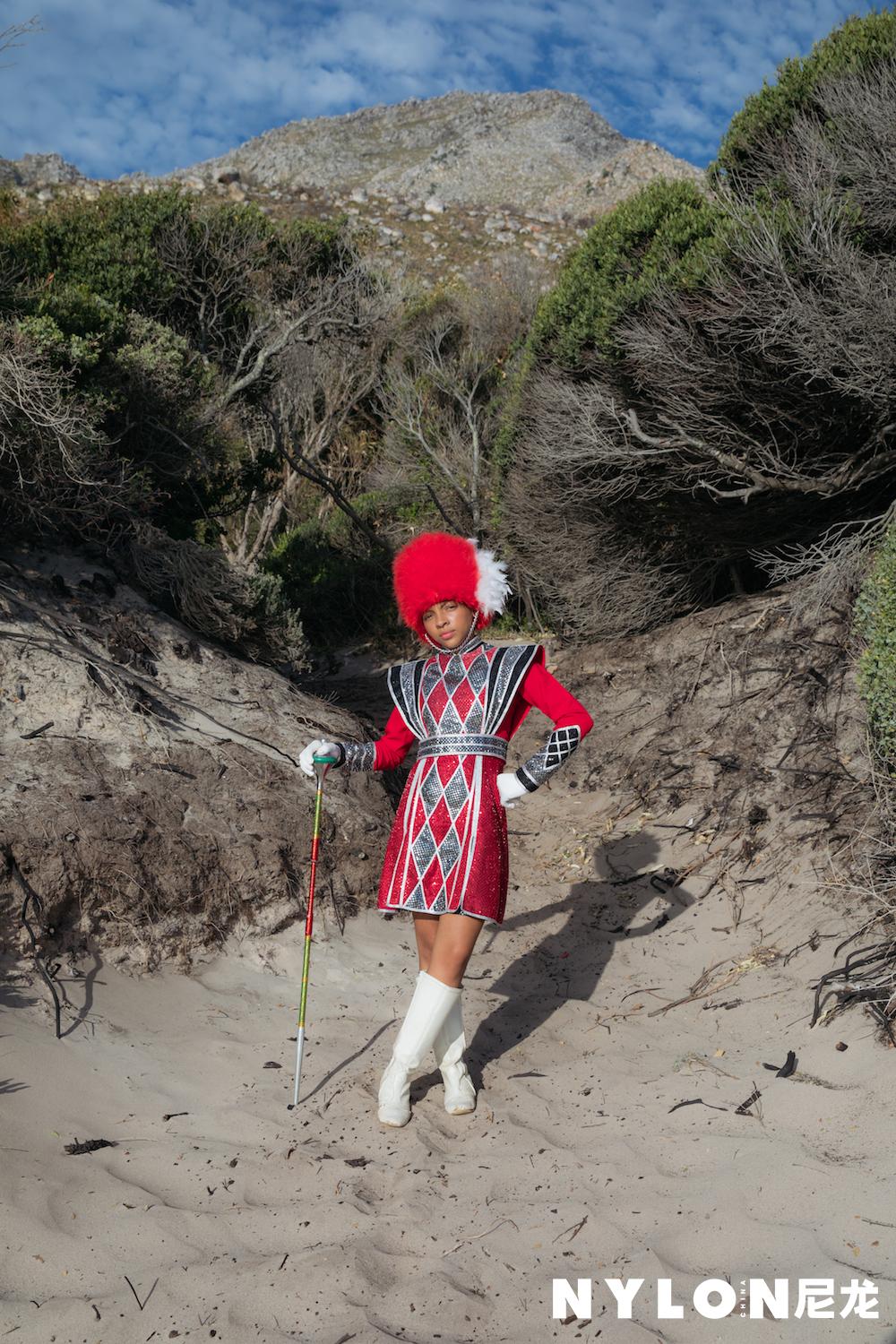 在南非，成为女子旗队的一员，承载了一代代女孩的憧憬