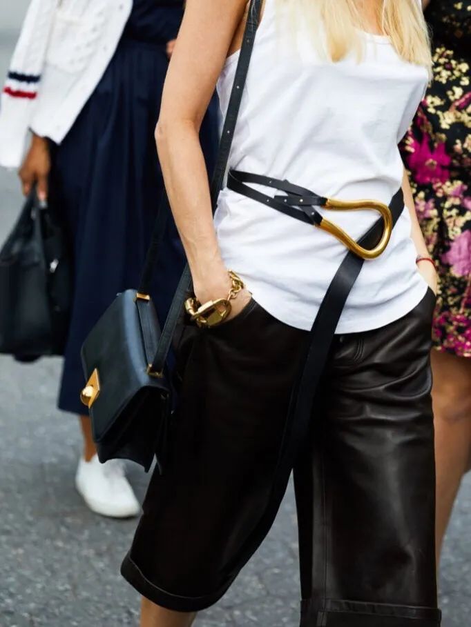 百慕大针织短裤,百慕大白色短裤