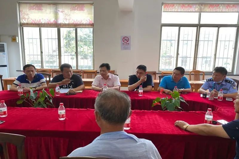 【上海公安大调研】火速清理“海量”垃圾，为民纾困解忧办实事