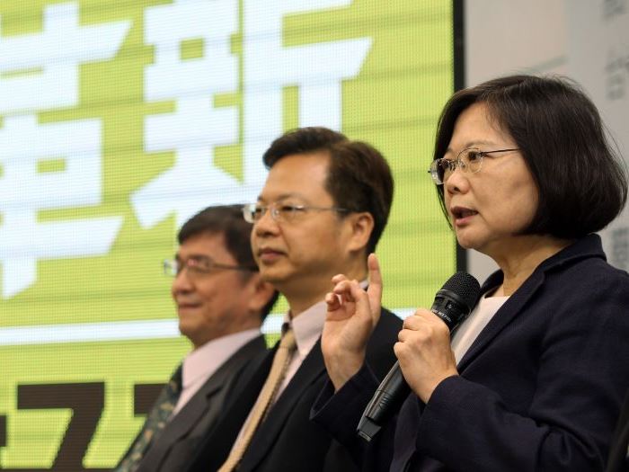 一问：是谁毁了金马奖？