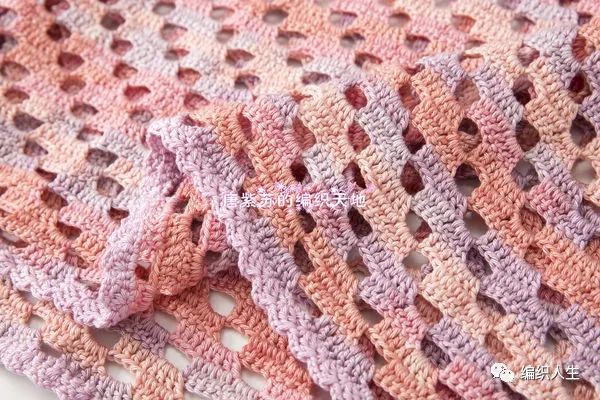 粉黛编织短袖视频教程,棒针镂空花罩衫图解