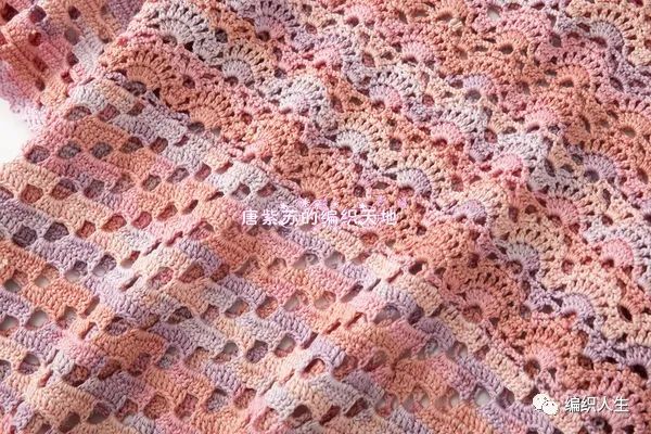 粉黛编织短袖视频教程,棒针镂空花罩衫图解