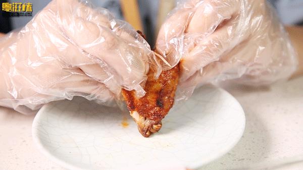 火爆全网的东北烧烤店,东北火的烧烤店