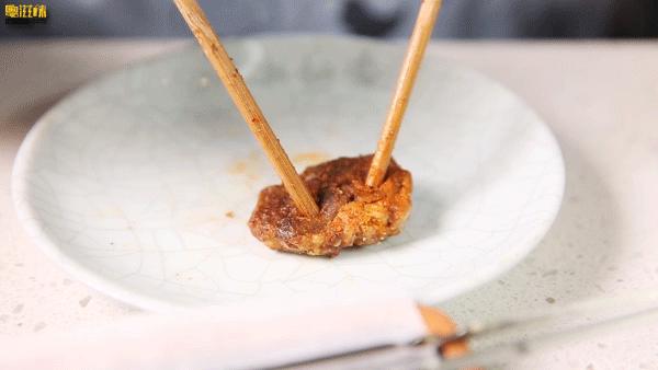 火爆全网的东北烧烤店,东北火的烧烤店