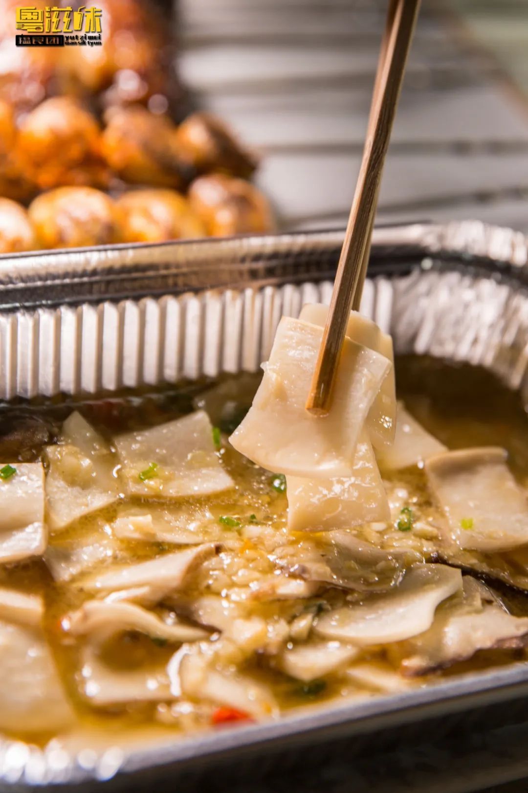 火爆全网的东北烧烤店,东北火的烧烤店