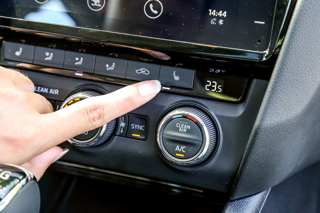 上汽大众斯柯达懂车帝评测,最新高配斯柯达明锐测评