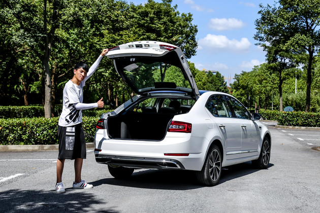 上汽大众斯柯达懂车帝评测,最新高配斯柯达明锐测评