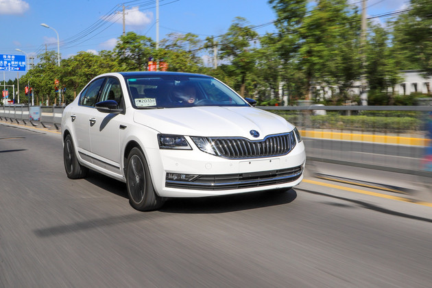 上汽大众斯柯达懂车帝评测,最新高配斯柯达明锐测评