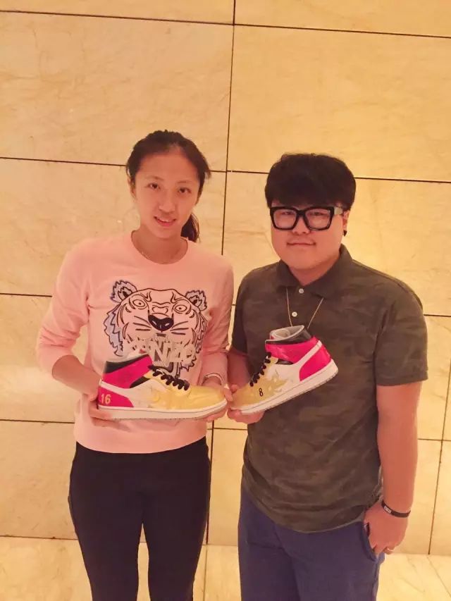 客制球鞋到底属于真还是假,什么是客制球鞋