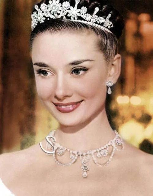 薅奢侈品羊毛！大S同款千元钻石项链，今天只要199