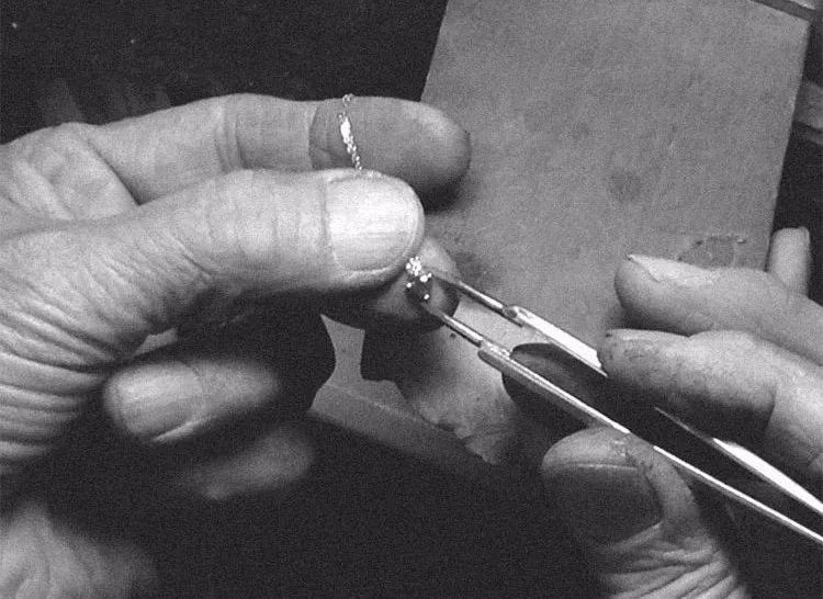 薅奢侈品羊毛！大S同款千元钻石项链，今天只要199