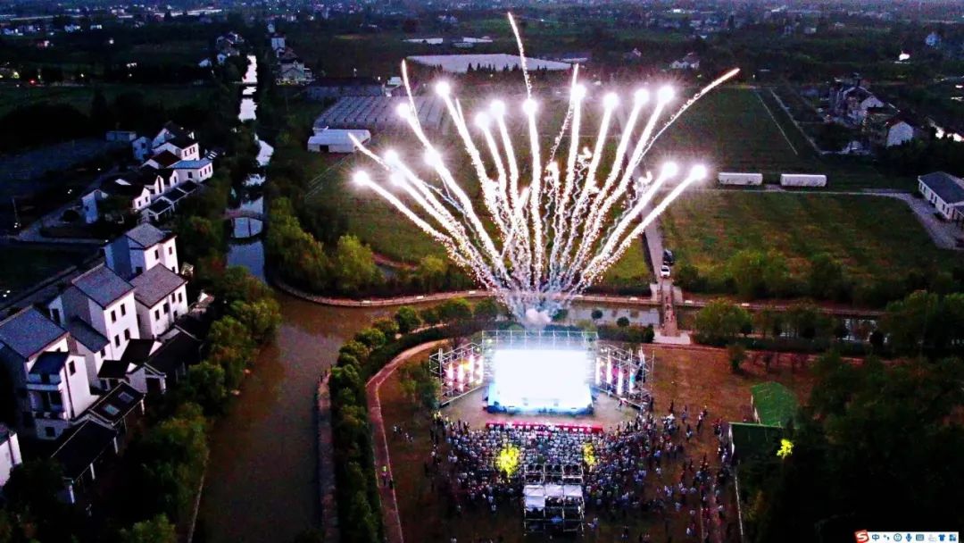 黄桃冰淇淋蛋糕,黄桃奶油冰激凌