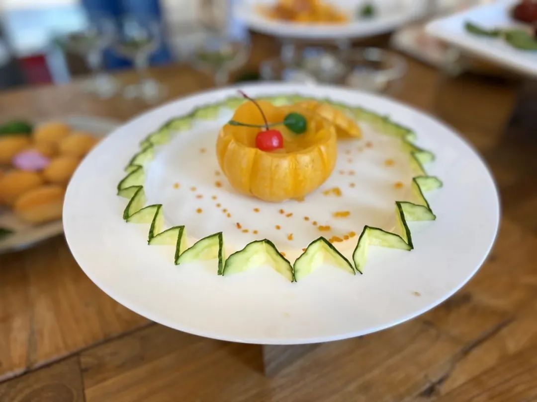 黄桃冰淇淋蛋糕,黄桃奶油冰激凌