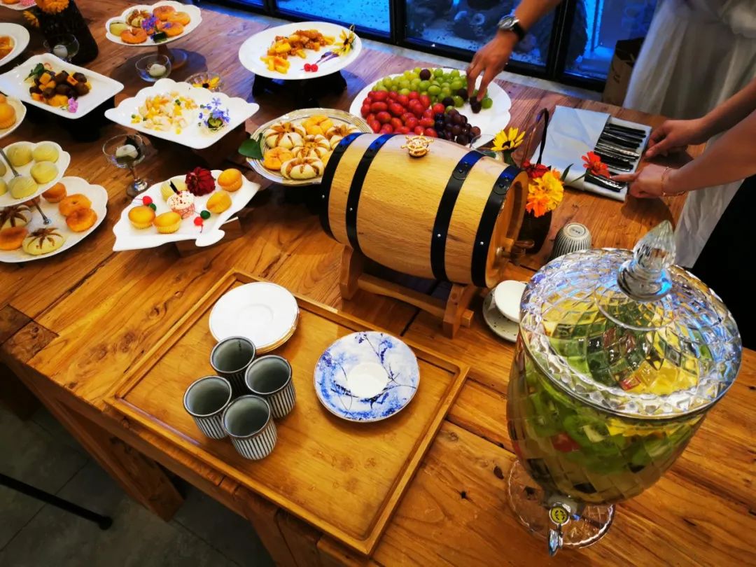 黄桃冰淇淋蛋糕,黄桃奶油冰激凌