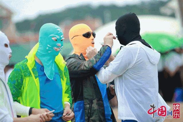 赶紧查查！你的太阳镜、防晒衣和太阳伞可能早就过期了！