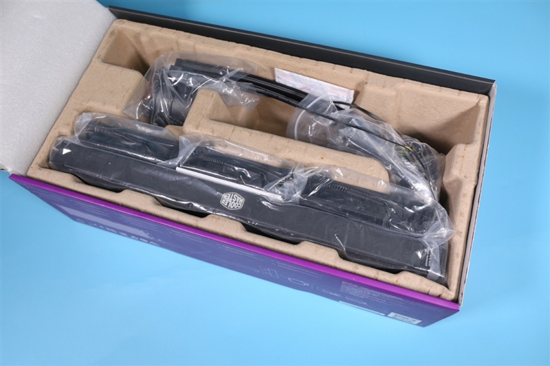 酷冷至尊360水冷和小白龙的差距,酷冷至尊水冷360散热器好不好