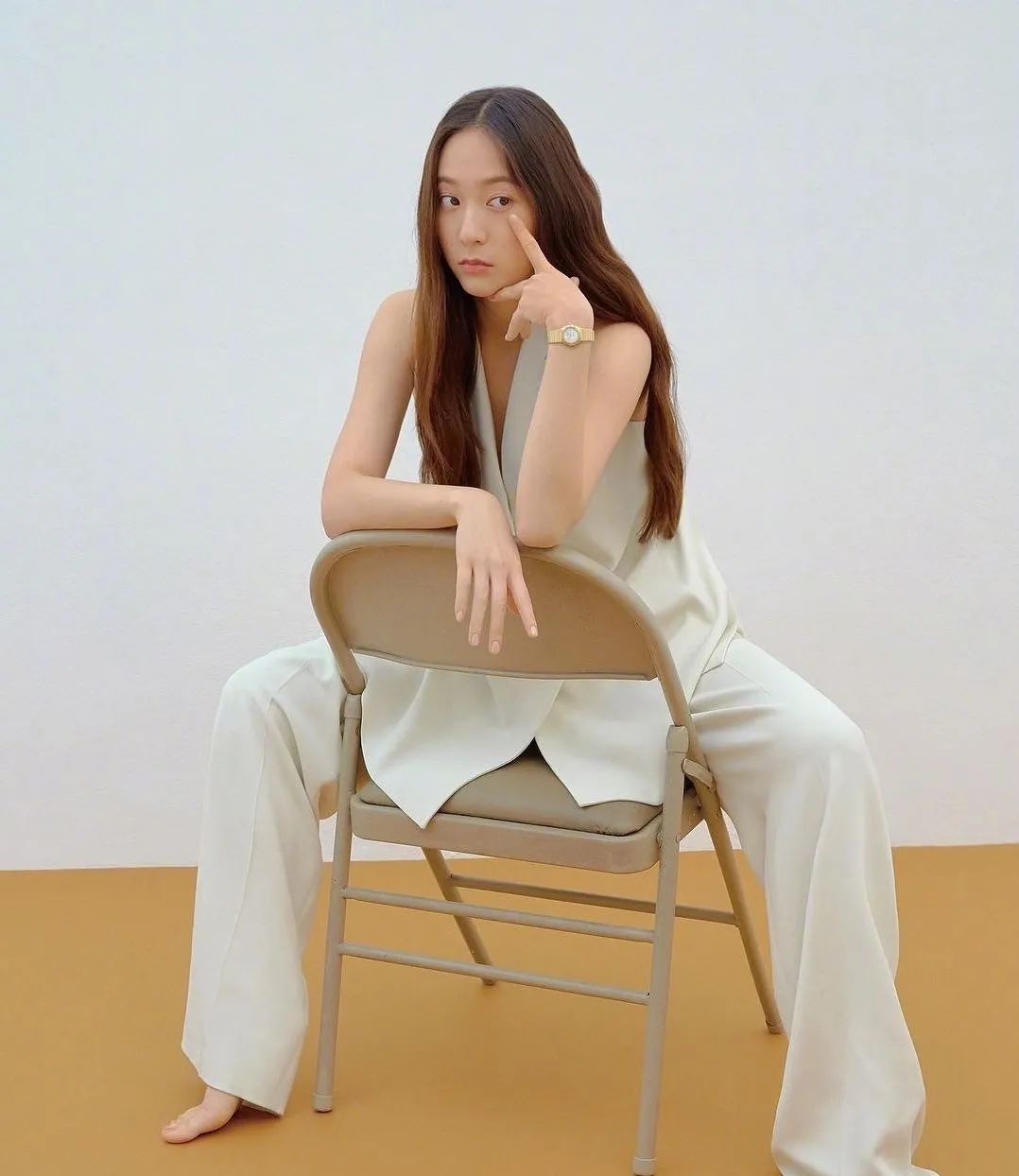 “佛系”营业两年的郑秀晶依旧无人能敌，十年合约到期的她如何选择？