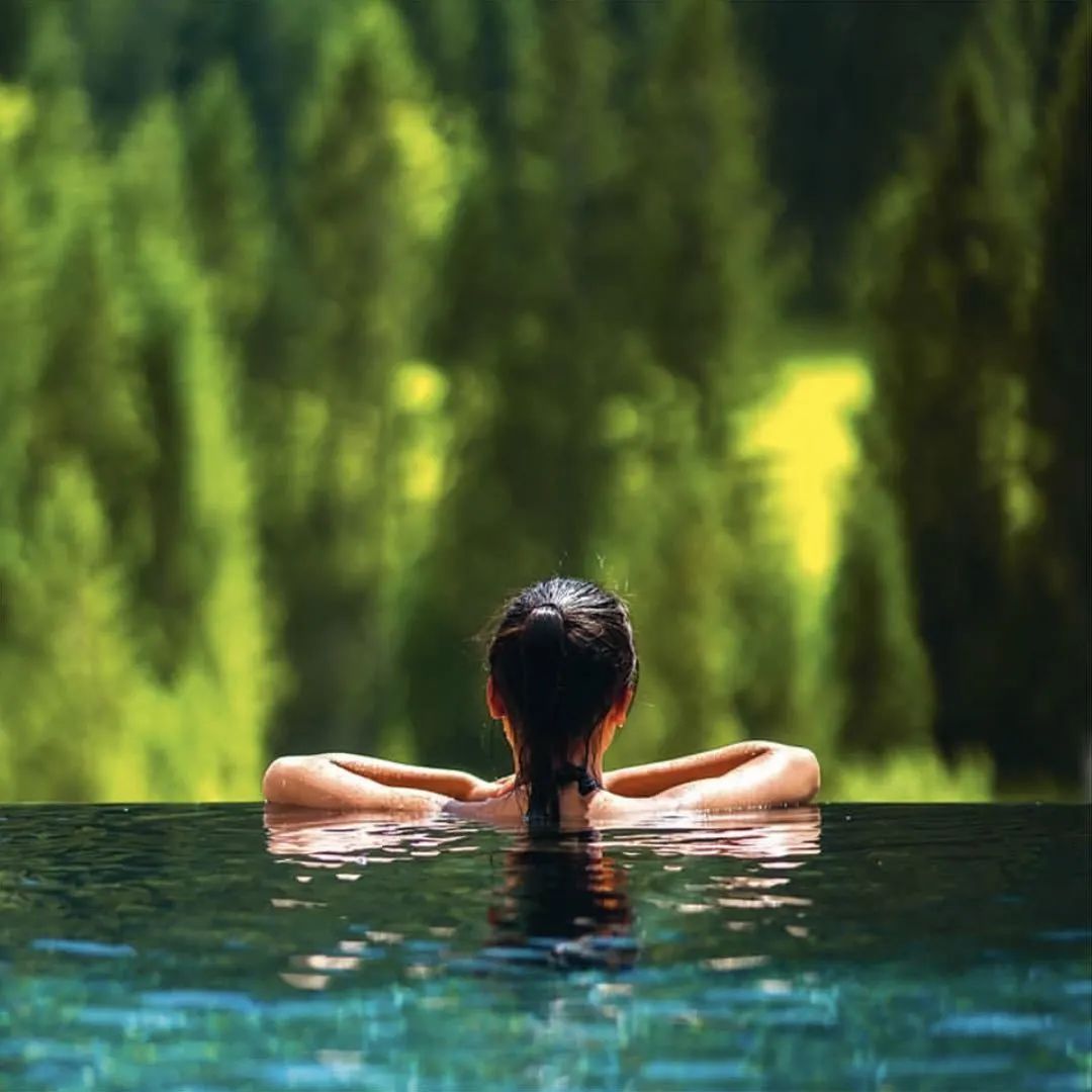 这家酒店凭什么欧洲第一？艺术最“吸睛”