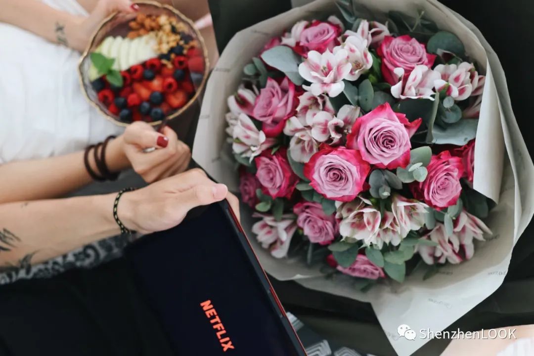 look娣卞湷瀹屾暣瑙嗛,娣卞湷look鑺卞簵