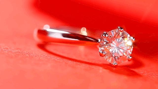 踢爆垄断全球的“钻石*局骗**”